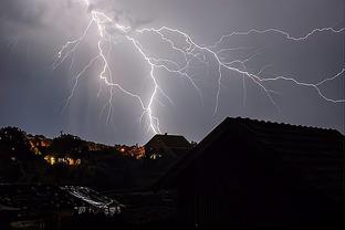 利物浦回顾苏亚雷斯对诺维奇帽子戏法，苏牙回复：难以忘怀